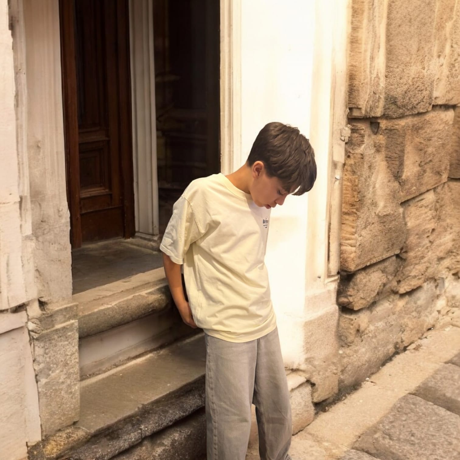 Short sleeve essential beige t shirt